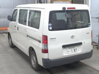 TOYOTA TOWN ACE VAN