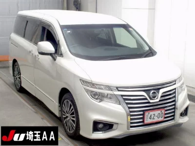 NISSAN ELGRAND