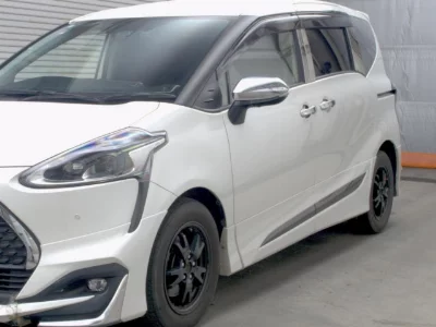 TOYOTA SIENTA