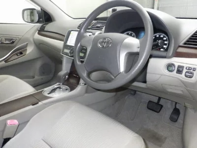 TOYOTA PREMIO