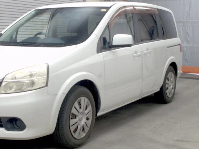 Nissan Lafesta  с аукциона в Японии