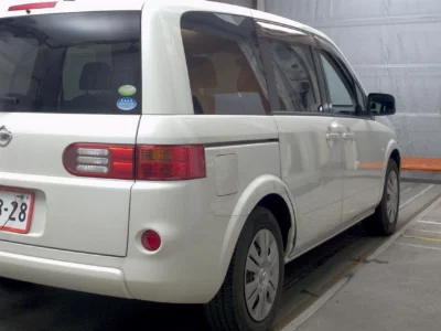NISSAN LAFESTA
