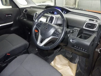 MITSUBISHI DELICA D:2