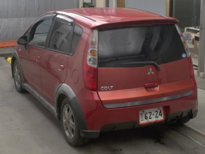 MITSUBISHI COLT