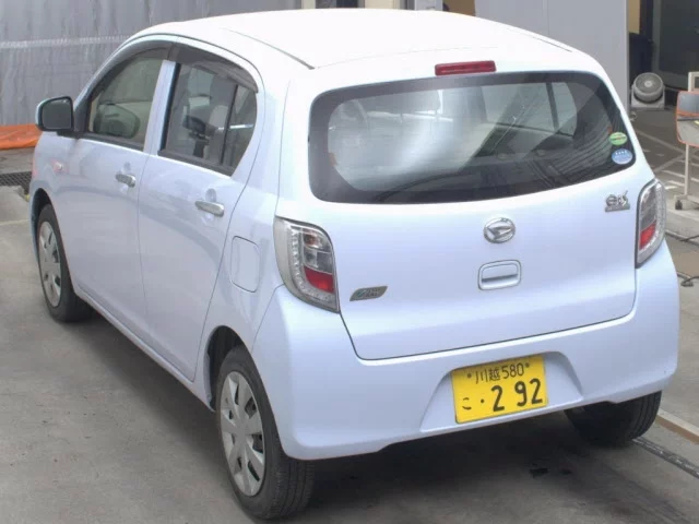 Daihatsu Mira e:S  с аукциона в Японии