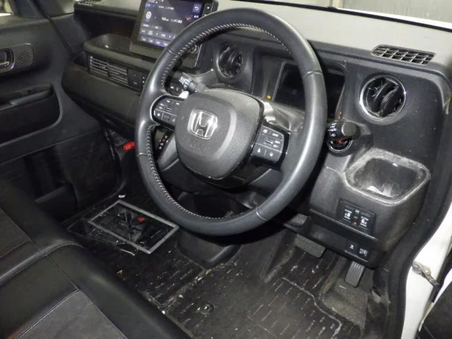 Honda N-Box  с аукциона в Японии