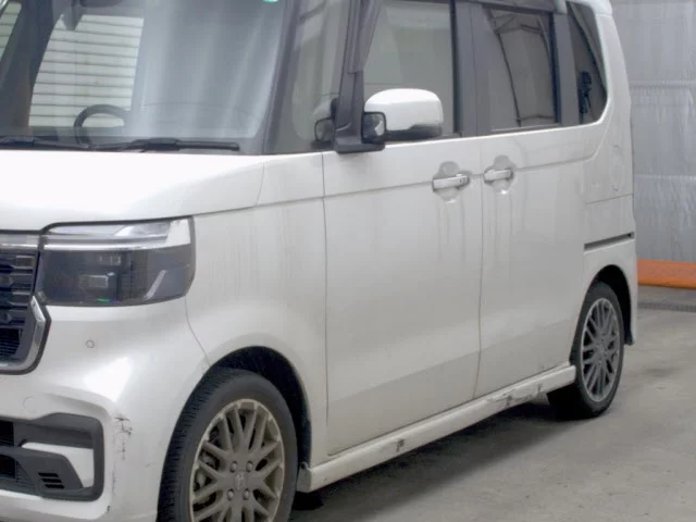 Honda N-Box  с аукциона в Японии