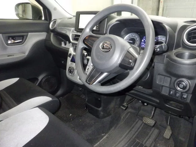Daihatsu Cast Activa  с аукциона в Японии