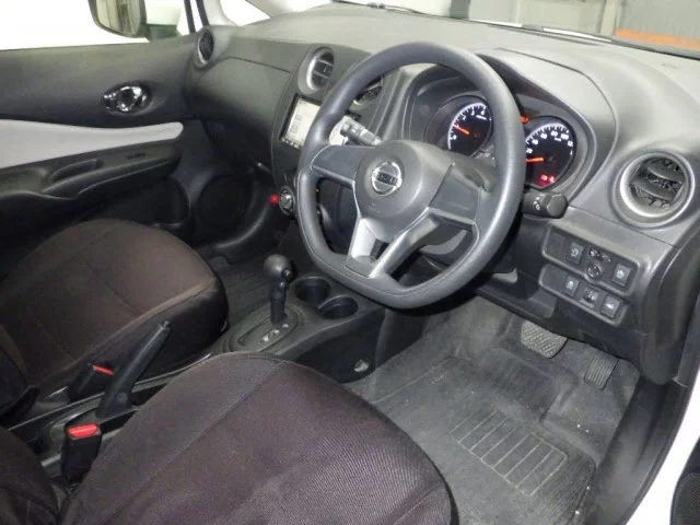 Nissan Note  с аукциона в Японии