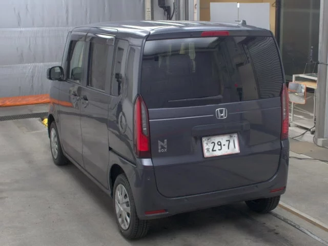 Honda N-Box  с аукциона в Японии