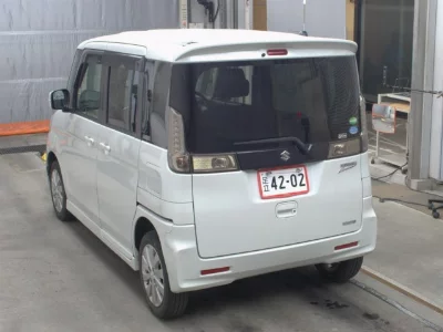 Suzuki Spacia
