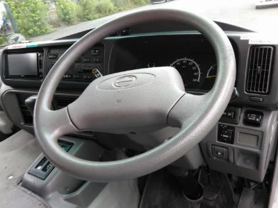 Hino LI.SE2