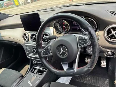 MERCEDES BENZ CLA