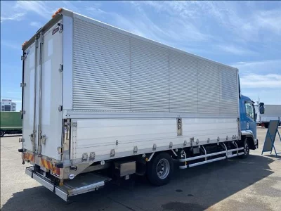ISUZU FORWARD