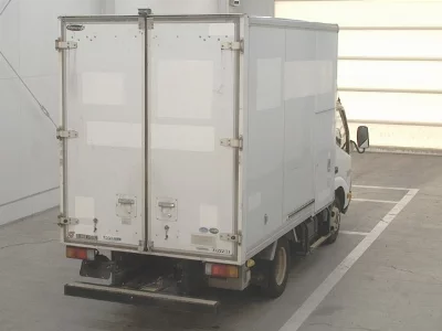 TOYOTA DYNA