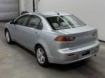 MITSUBISHI GALANT FORTIS