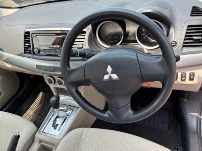 MITSUBISHI GALANT FORTIS