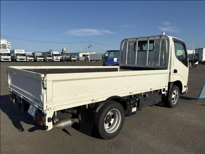 TOYOTA DYNA