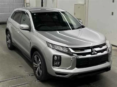 MITSUBISHI RVR