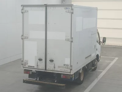 TOYOTA DYNA