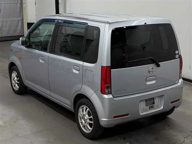 Nissan Otti  с аукциона в Японии