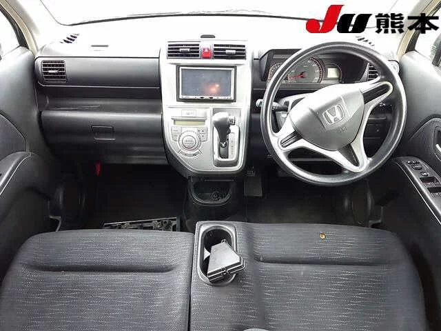 Honda Zest  с аукциона в Японии