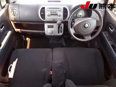 SUZUKI MRWAGON