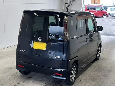 NISSAN ROOX