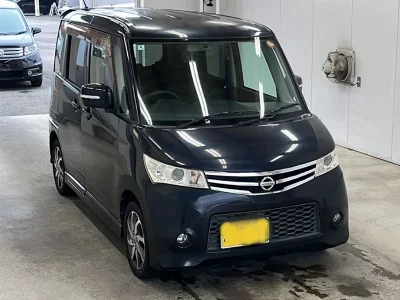 NISSAN ROOX
