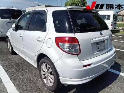SUZUKI SX4