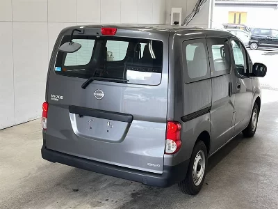 Nissan NV200 VANETTE VAN