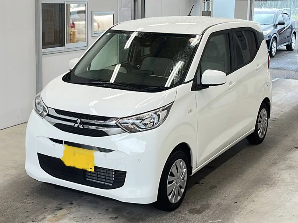 Mitsubishi eK Wagon 2025