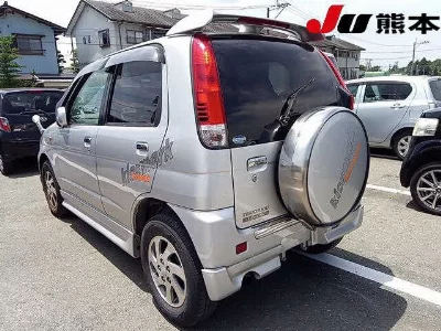 DAIHATSU TERIOS KID