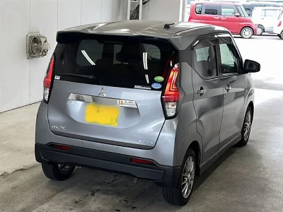 MITSUBISHI EK X