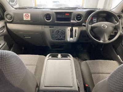 NISSAN NV350 CARAVAN