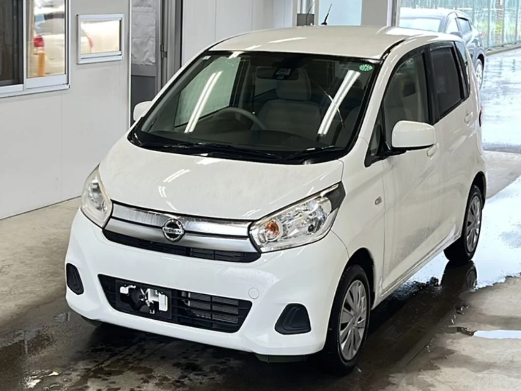 Nissan Dayz  с аукциона в Японии