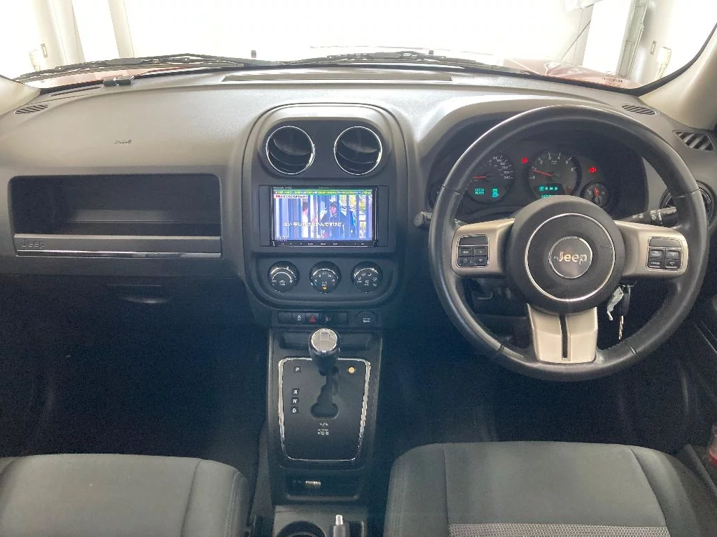 Jeep Patriot  с аукциона в Японии