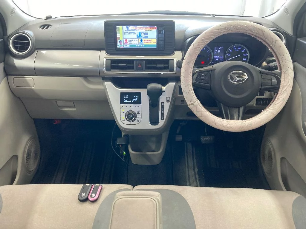 Daihatsu Cast  с аукциона в Японии