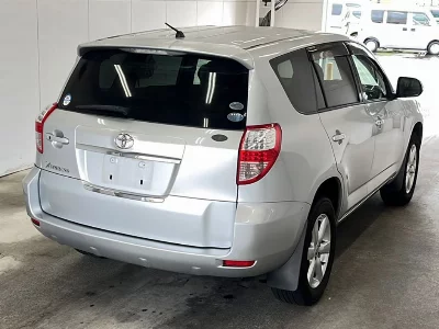 Toyota Vanguard