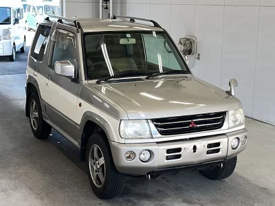 MITSUBISHI PAJERO MINI