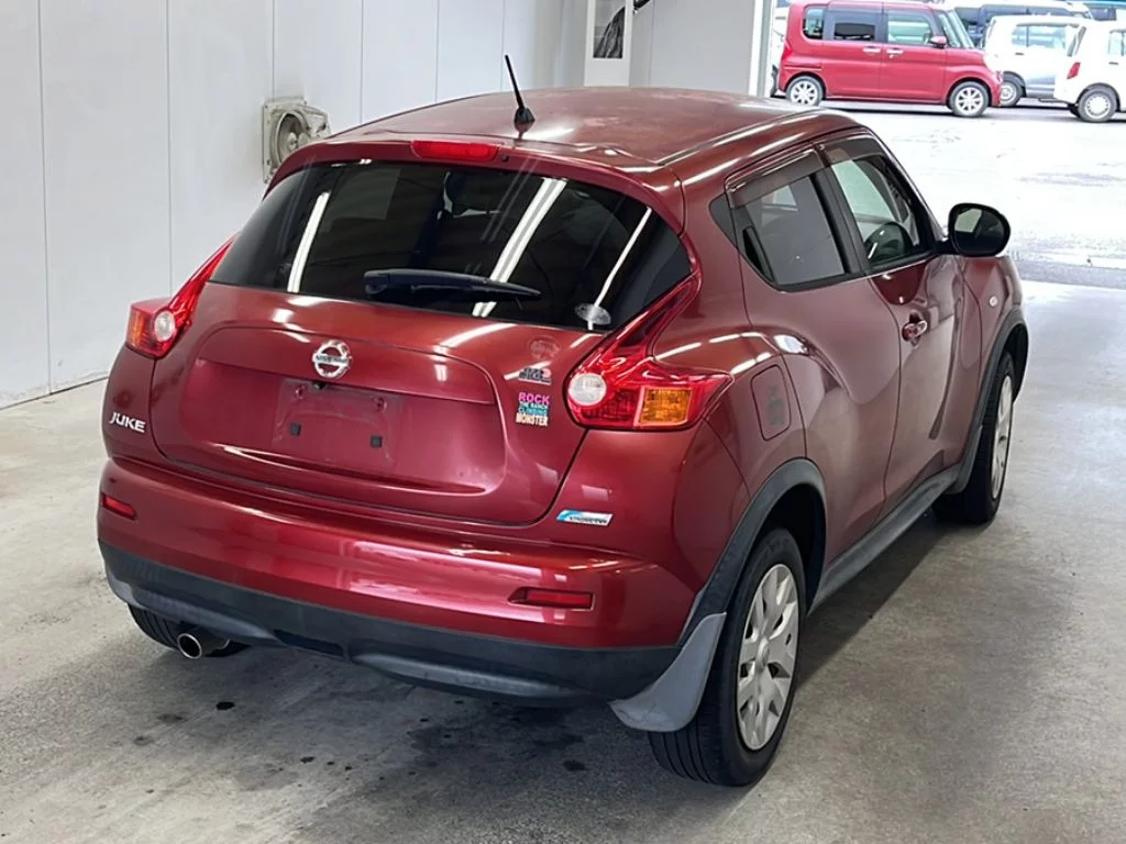 Nissan Juke  с аукциона в Японии