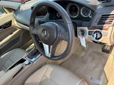 MERCEDES BENZ E CLASS