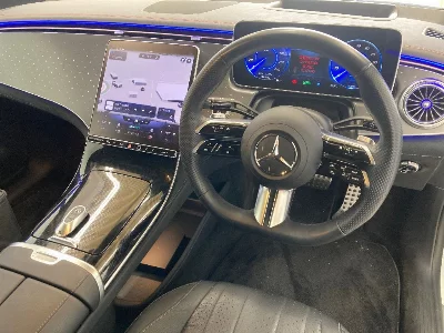 MERCEDES BENZ EQE