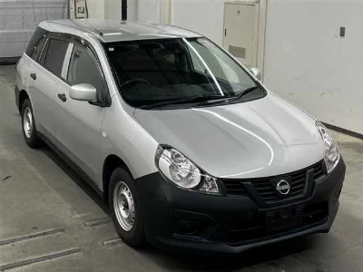 NISSAN AD
