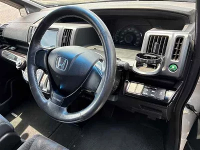 HONDA STEPWGN SPADA