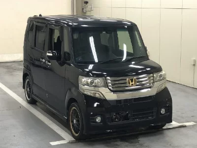 HONDA N BOX CUSTOM