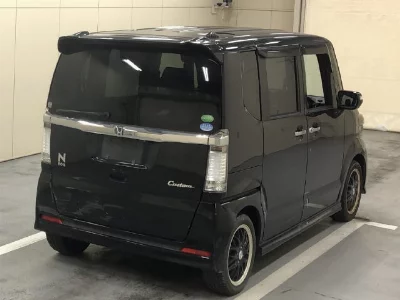HONDA N BOX CUSTOM