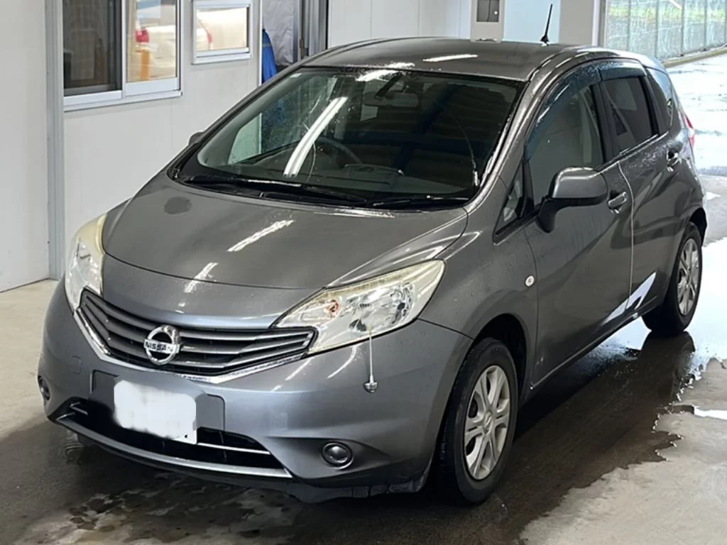 Nissan Note  с аукциона в Японии