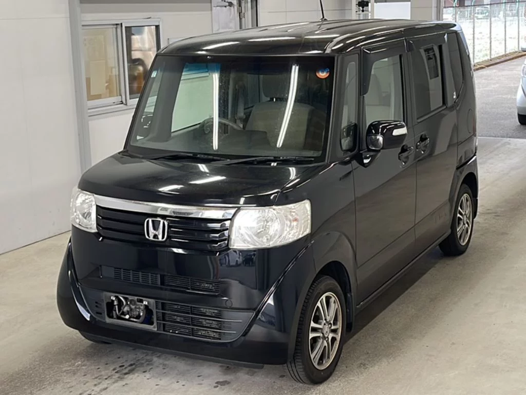 Honda N-Box  с аукциона в Японии