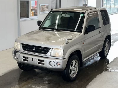 MITSUBISHI PAJERO MINI